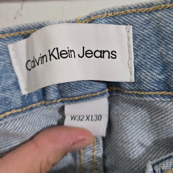 Calvin Klein jeans size 32 x 30 high rise straight - Picture 2 of 4